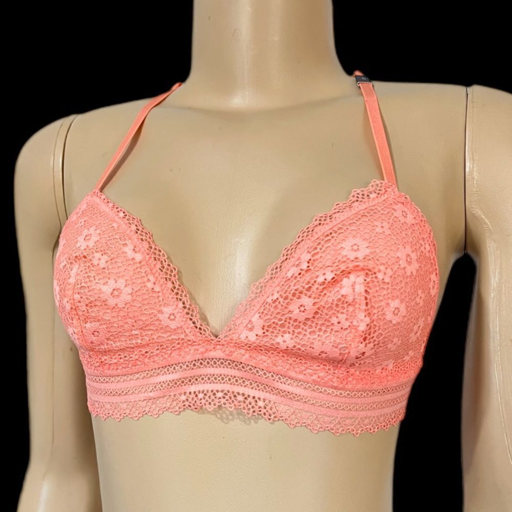 Victoria’s Secret Floral Lace Racerback Unlined bralette bra Coral Small